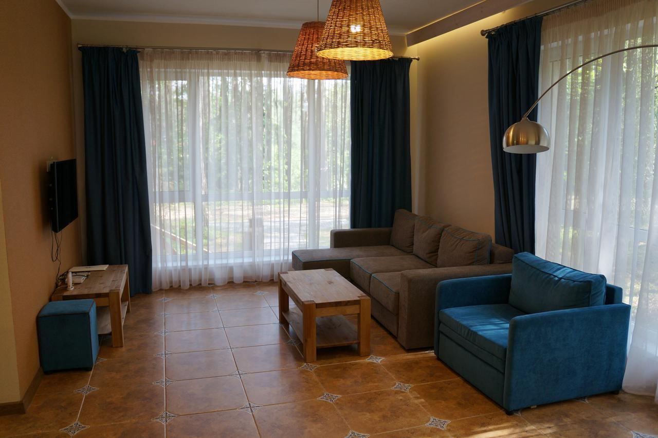 Hôtel Isloch Park à Rakaw Extérieur photo